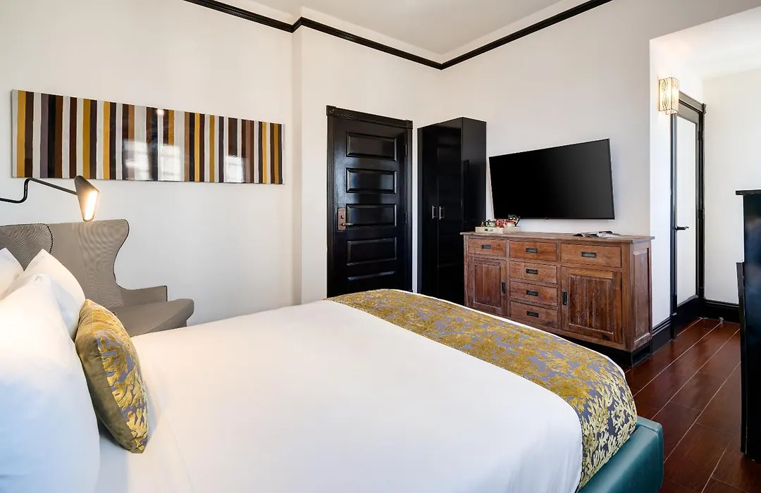 Hotel Croydon-1