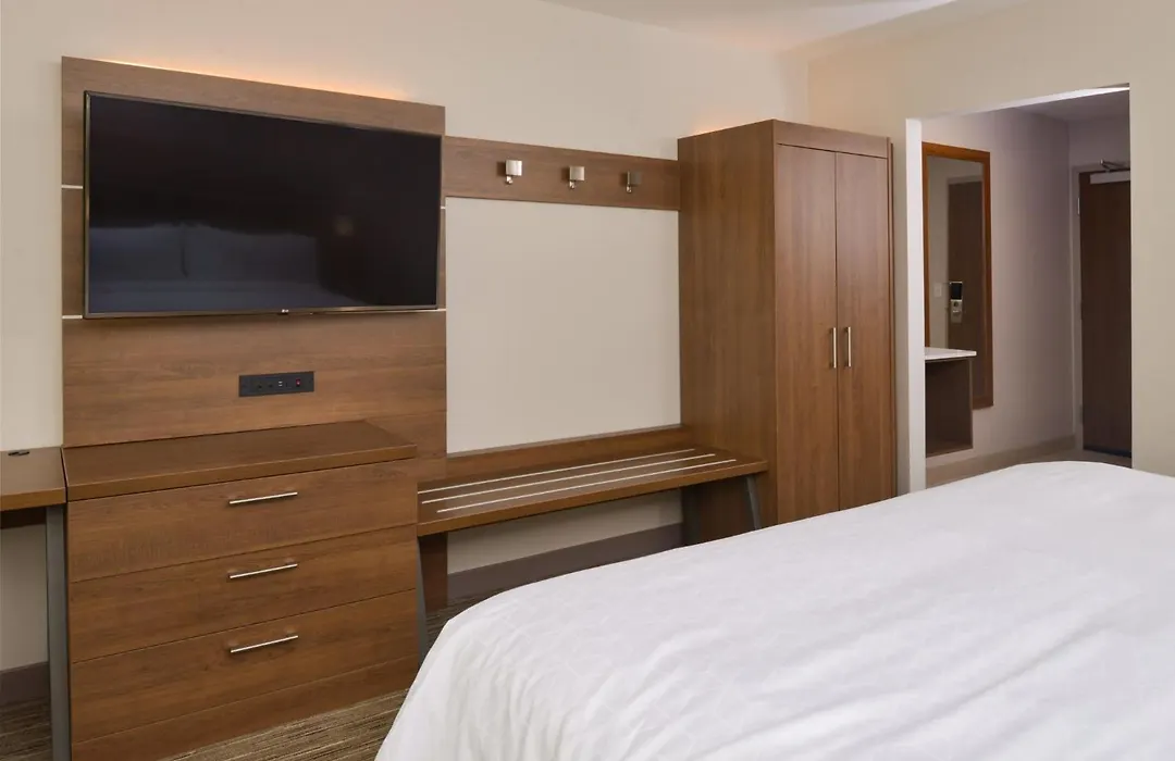 Holiday Inn Express & Suites - Ottumwa By Ihg-1