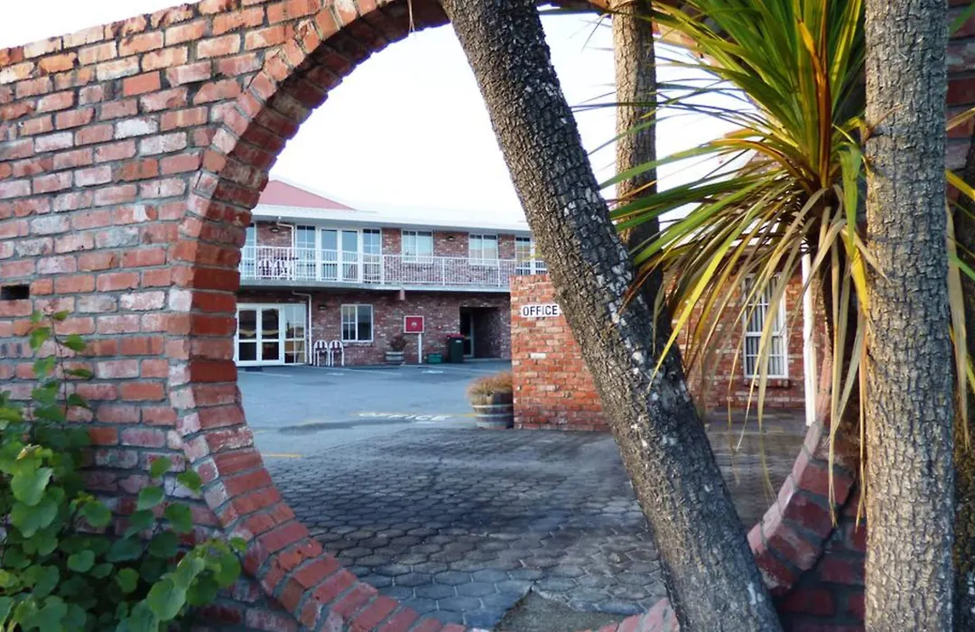 Alexandra Heights Motel-1