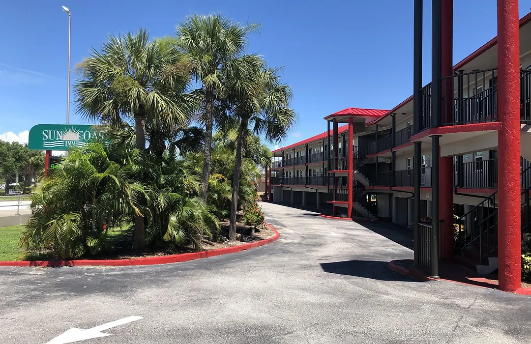 Sun Coast Inn-1