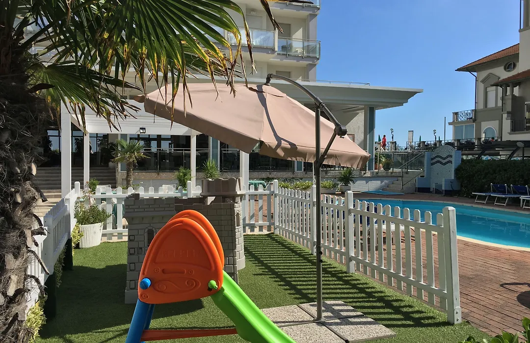 Hotel Excelsior-1