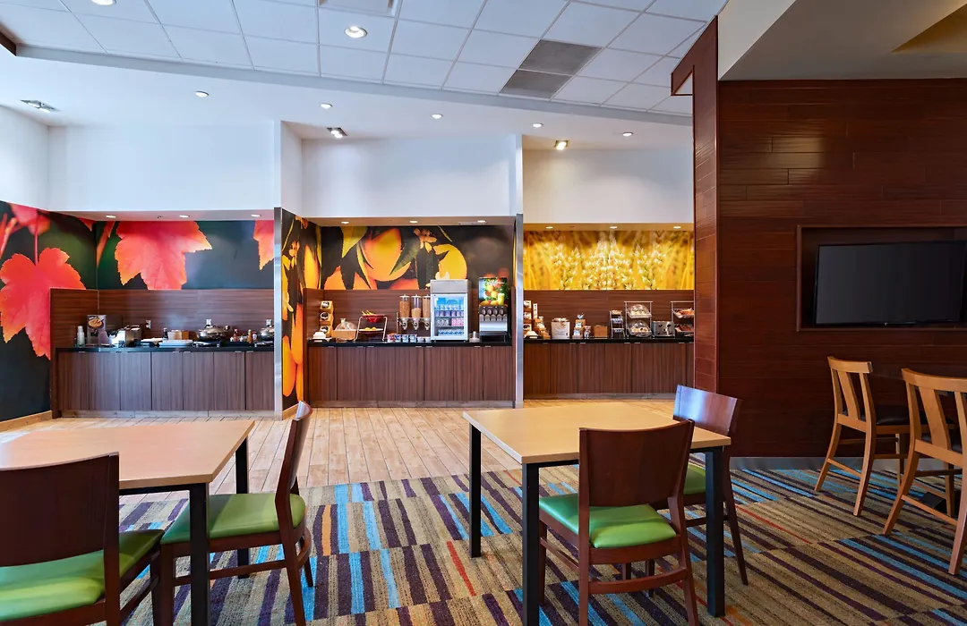 Fairfield Inn & Suites By Marriott Lincoln Airport-1