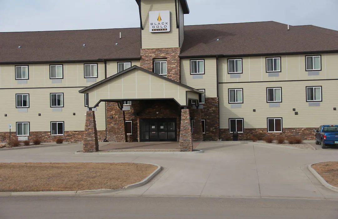 Black Gold Suites Stanley-1