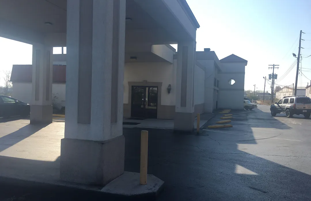 Travelodge By Wyndham Richmond Kentucky-1