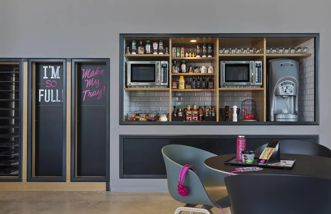 Moxy Vienna Airport-1
