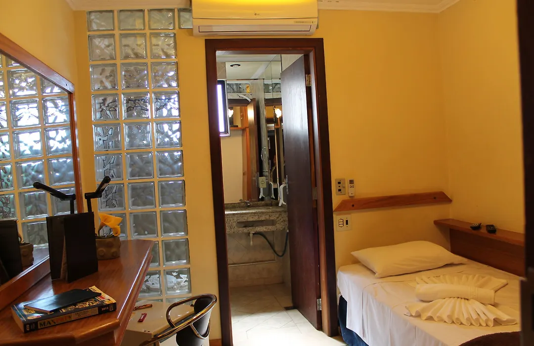 Hotel Nações Plaza-1