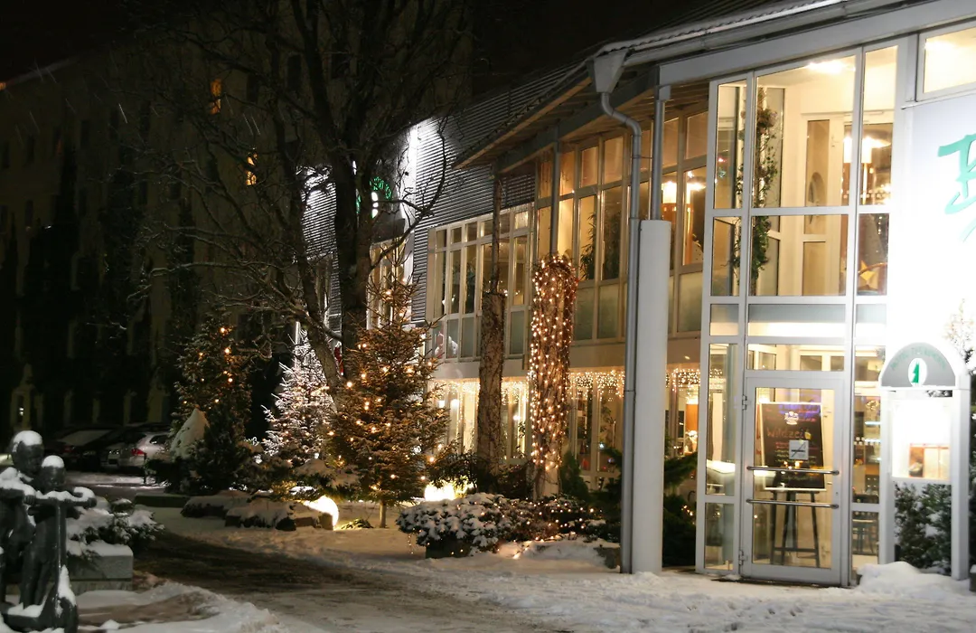Achat Hotel Suhl-1