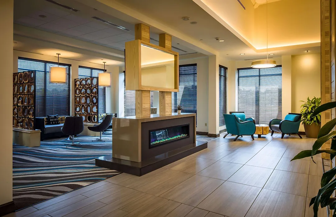 Hilton Garden Inn Pittsburgh Airport-1