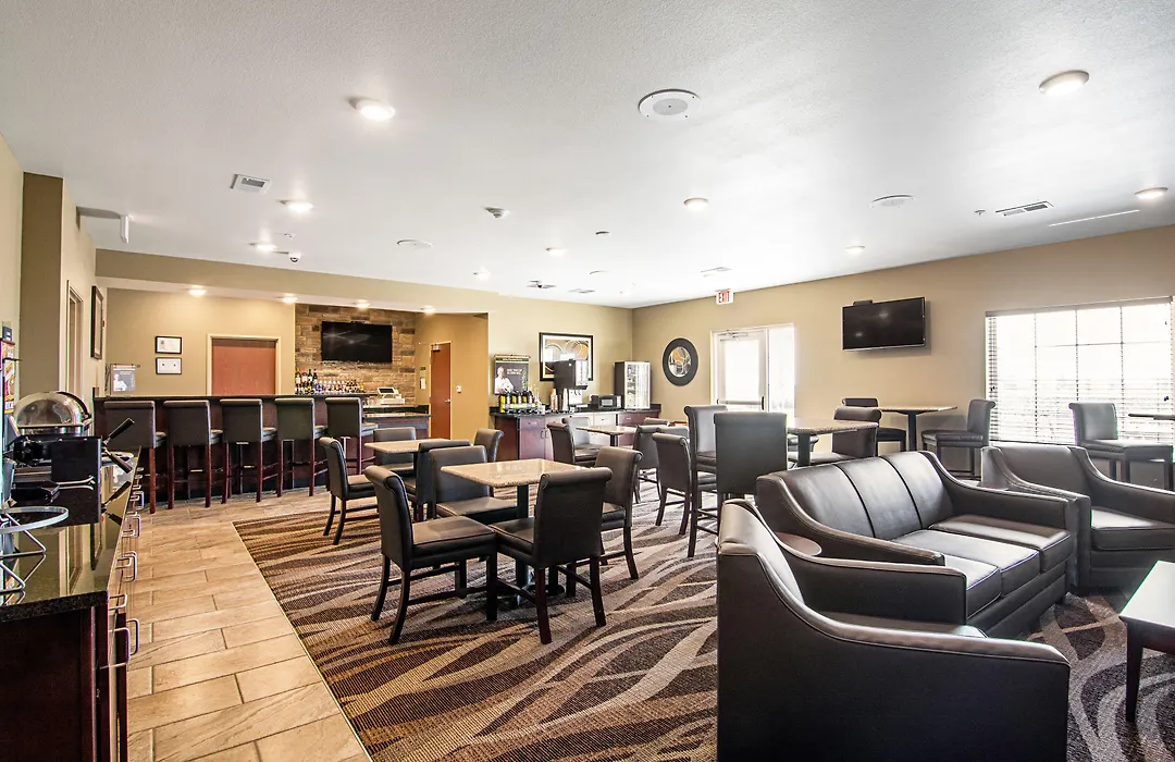 Cobblestone Hotel & Suites - Paxton-1
