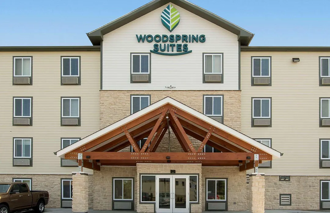 Woodspring Suites South Plainfield-1