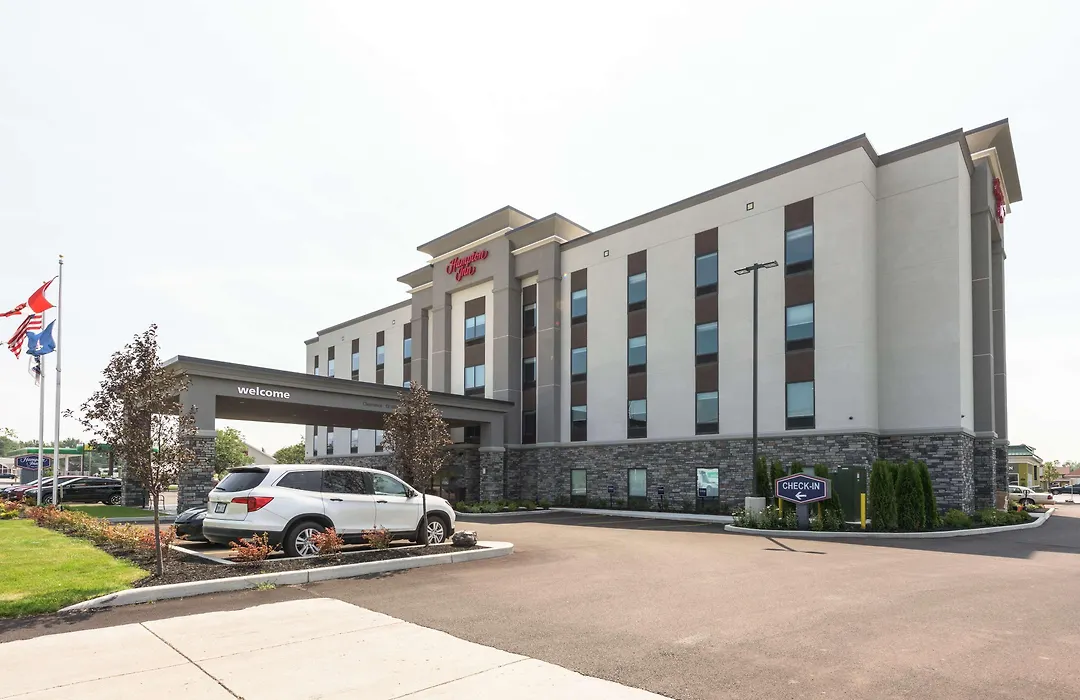 Hampton Inn Hamburg-1