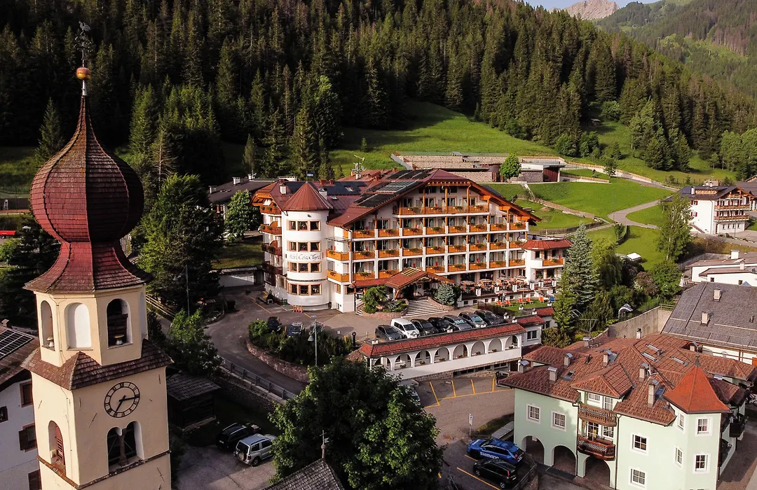 Hotel Cesa Tyrol-1