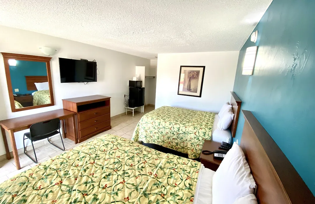 Budget Inn-1