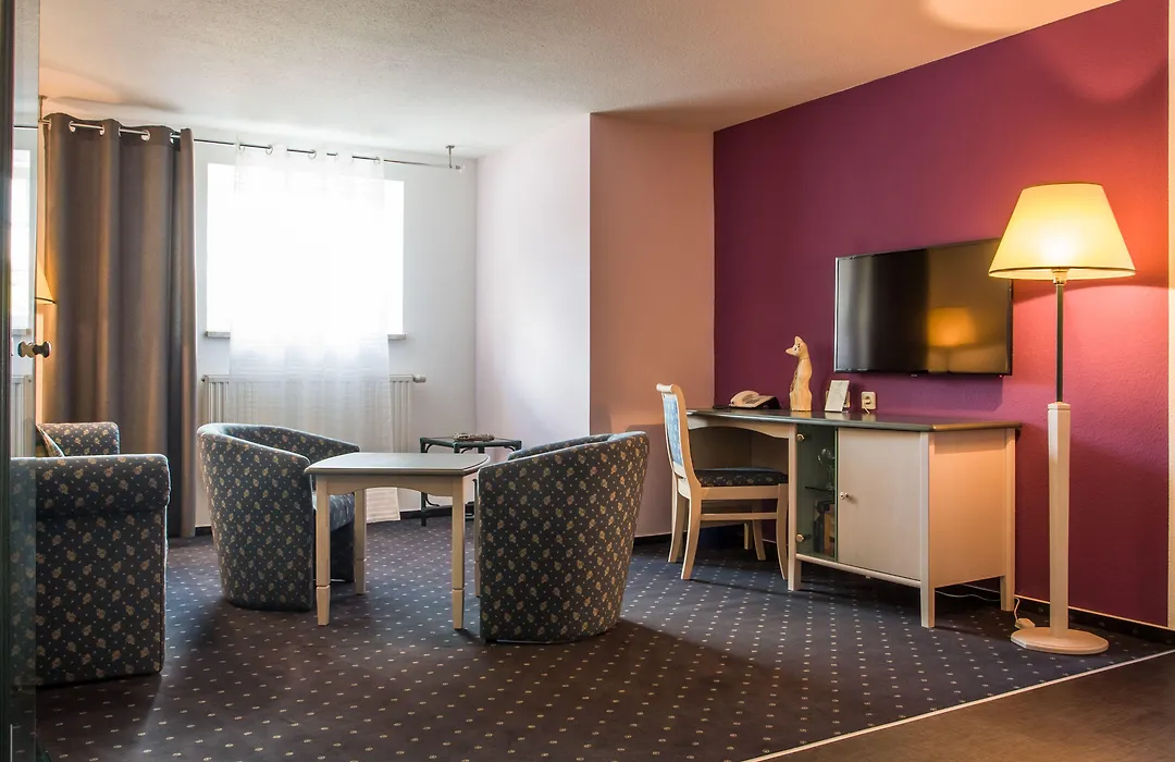Landhotel Gutshof-1