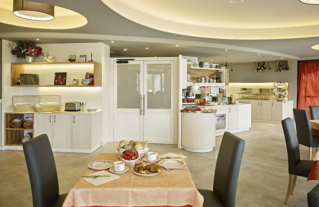 Hotel La Fiorita-1