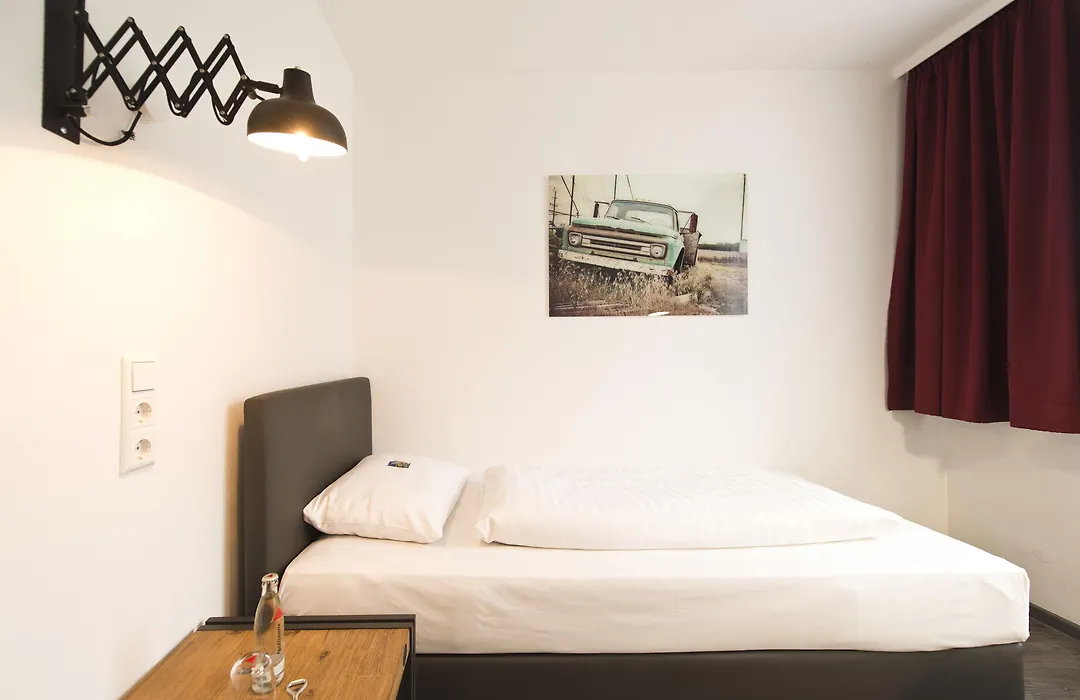 Hotel Motodrom-1