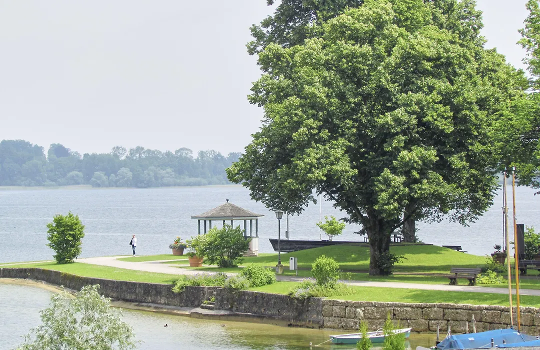 Hotel Schlossblick Chiemsee-1