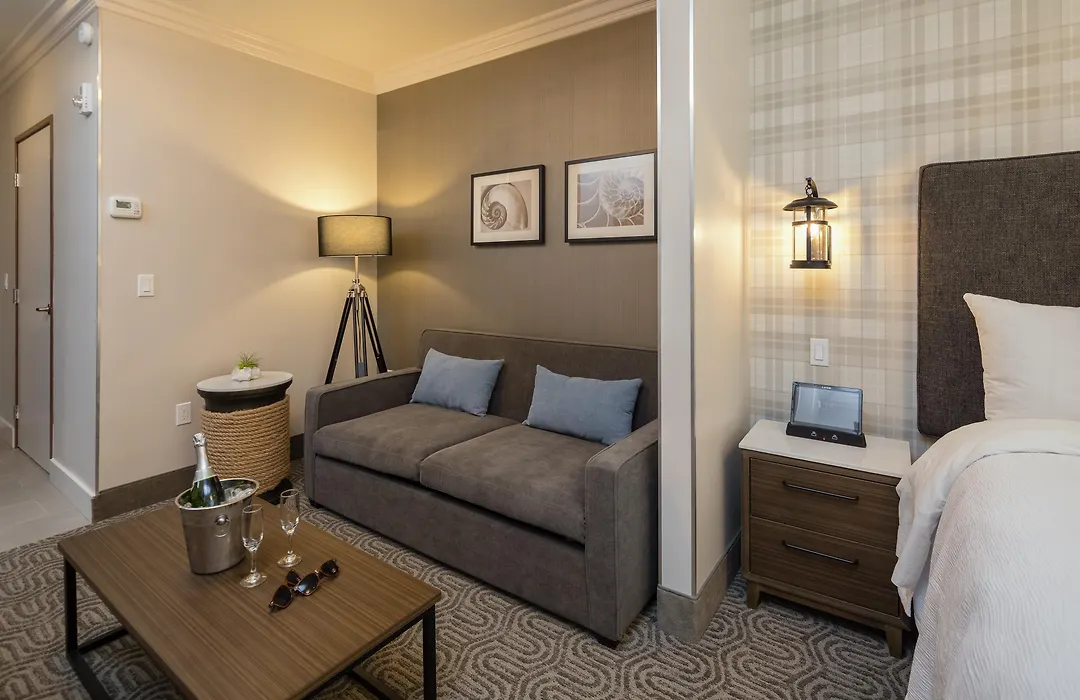 Aristocrat Hotel, BW Signature Collection-1