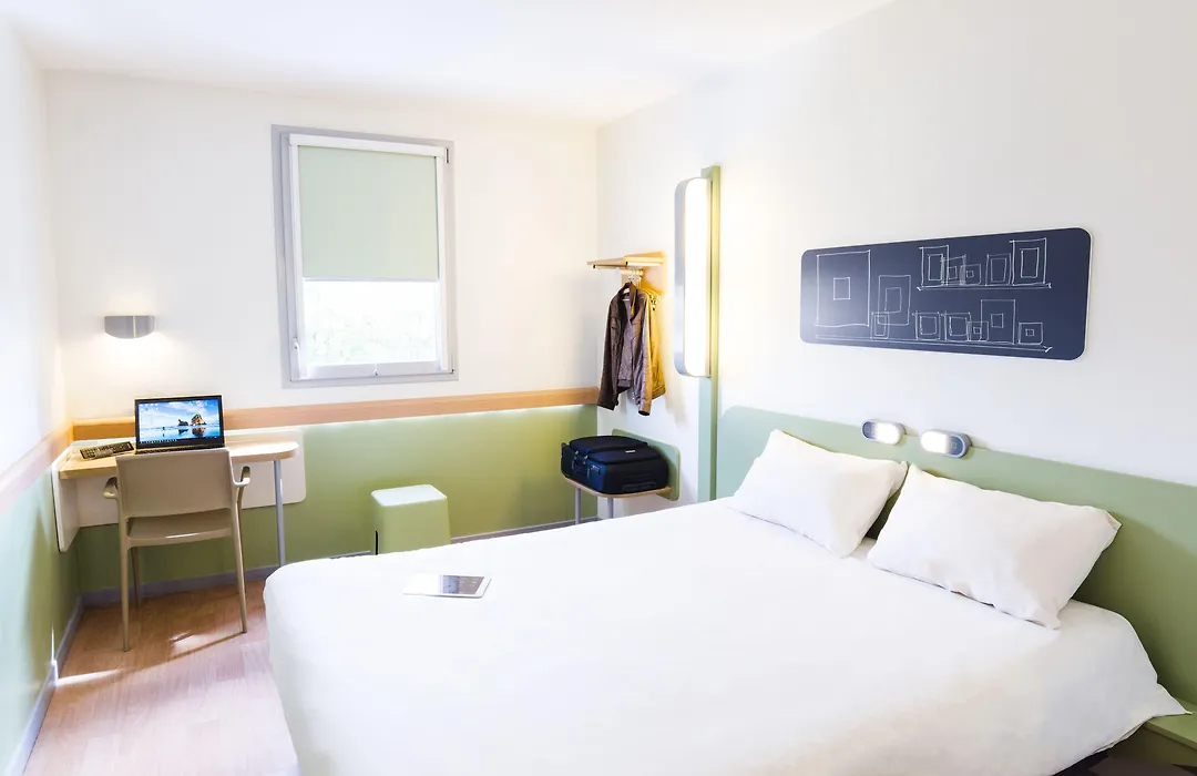 Ibis Budget Valence Sud-1