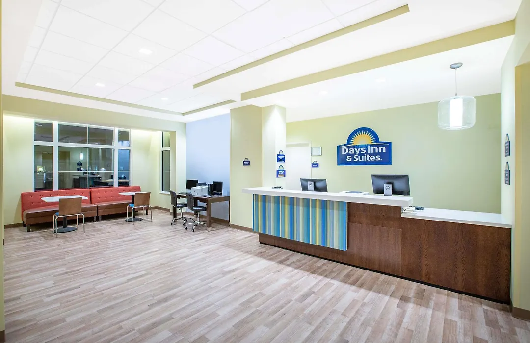 Days Inn & Suites By Wyndham Kearney Ne-1