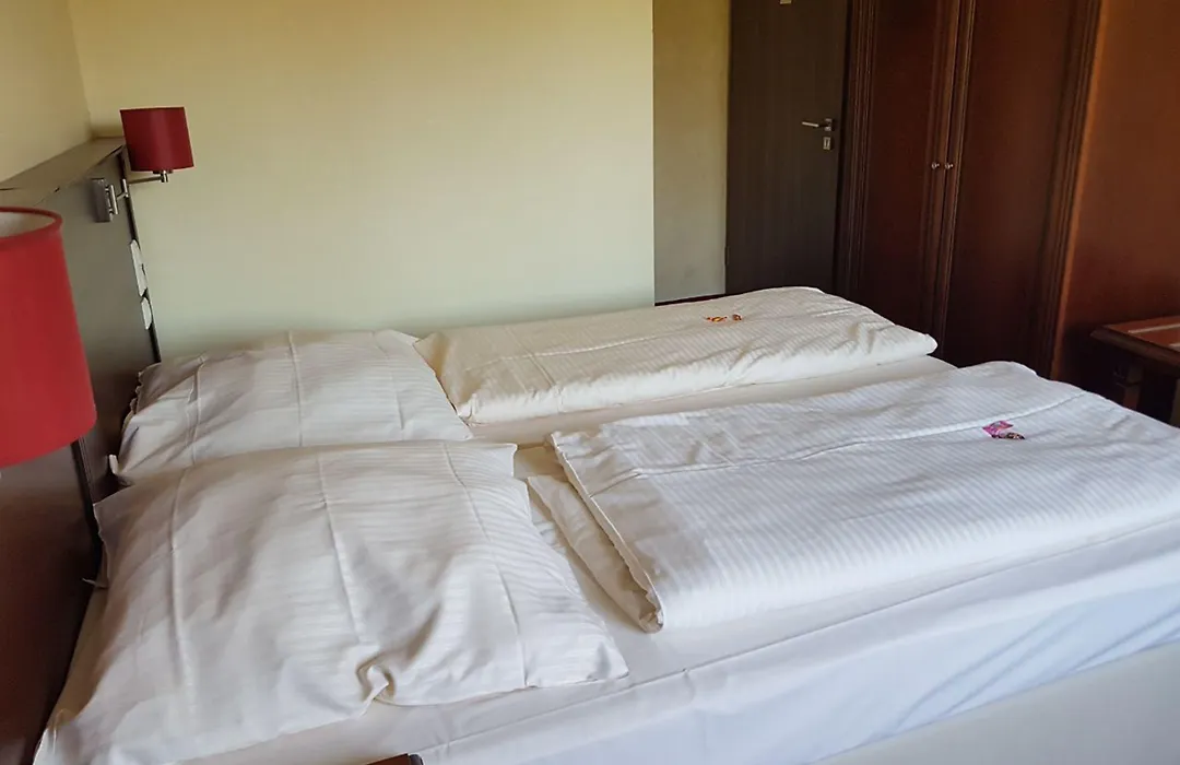 Hotel Medaillon-1