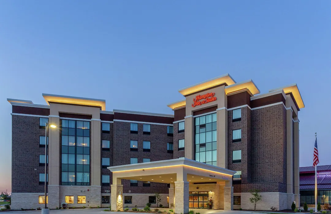 Hampton Inn & Suites Burlington-1