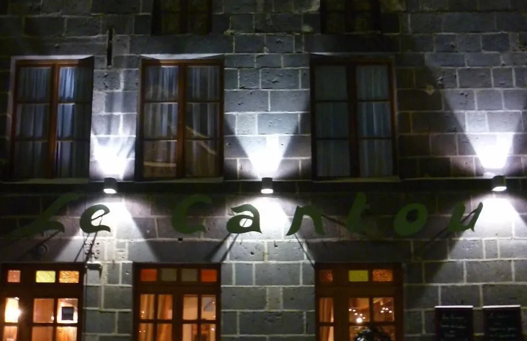 Auberge Le Cantou - Hôtel Roche-1
