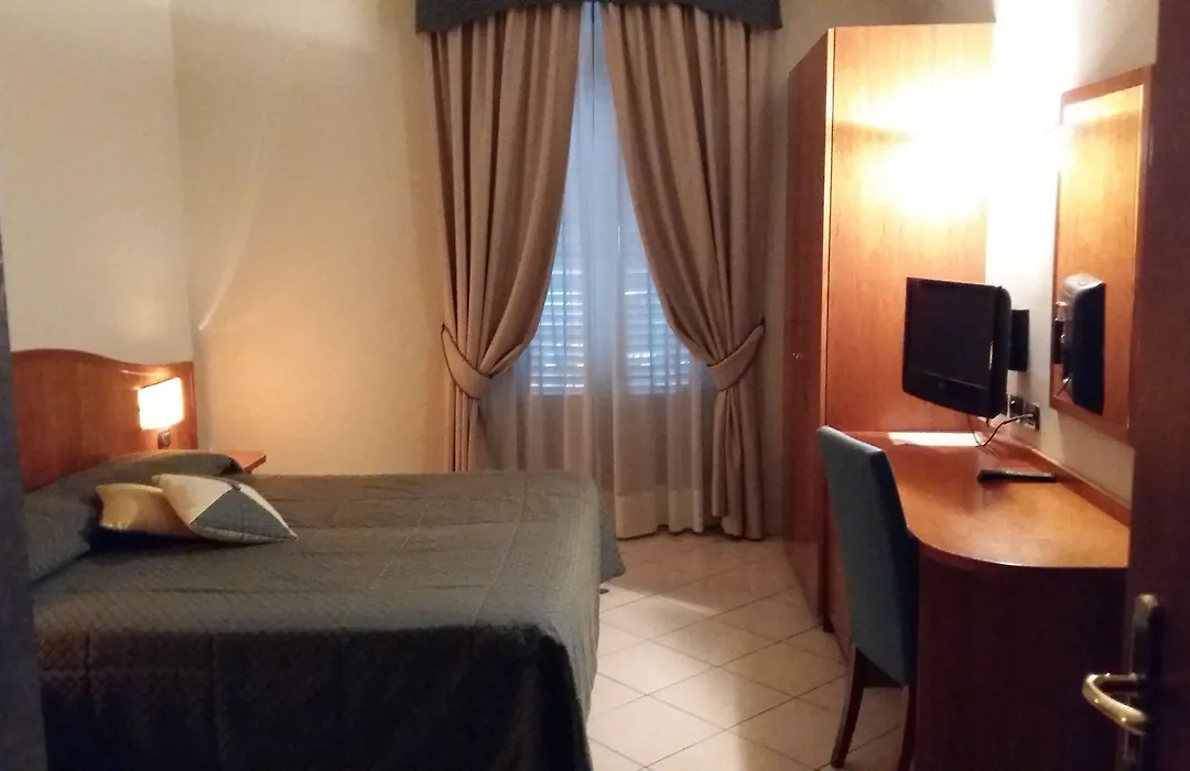 Hotel Cavour-1