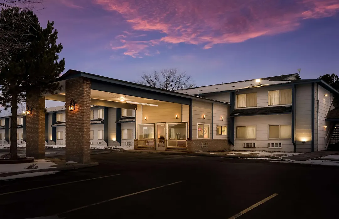 Surestay Hotel By Best Western Wells-1