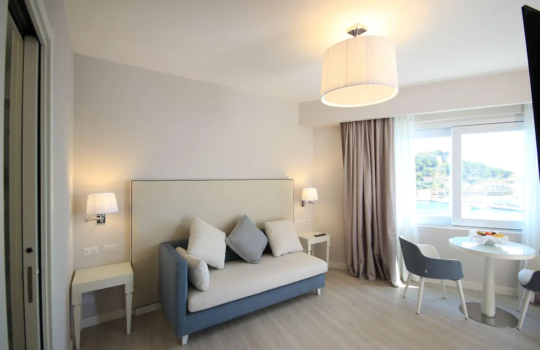 Hotel Plaza-1