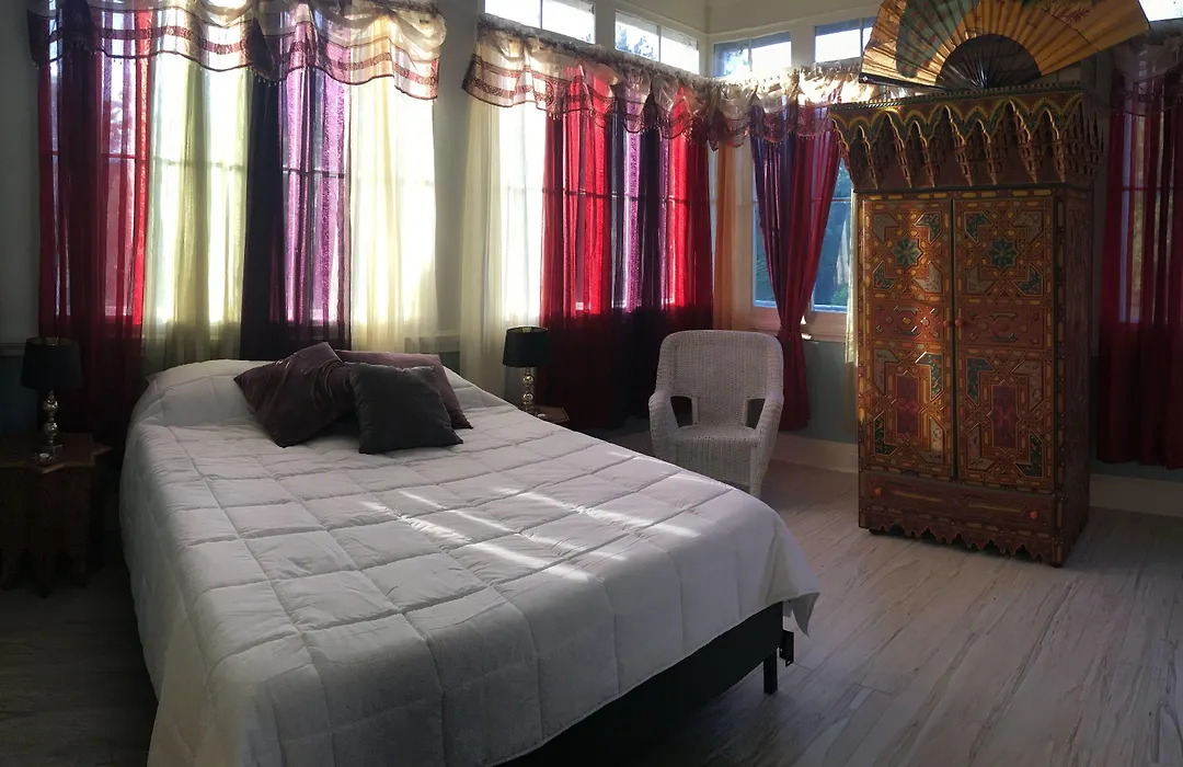 1912 Bed And Breakfast-1