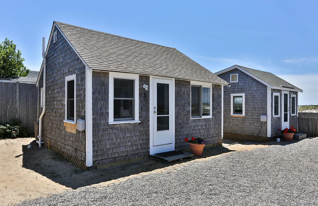 Truro Beach Cottages-1