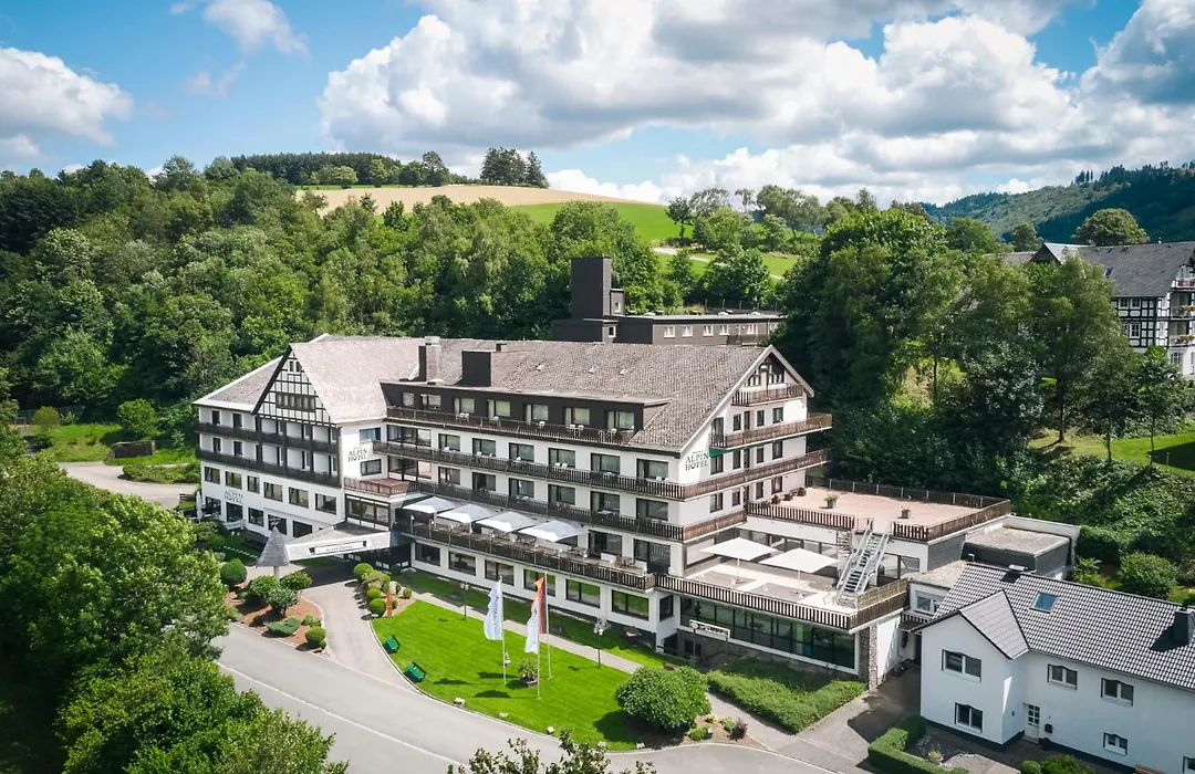 Sauerland Alpin Hotel-1