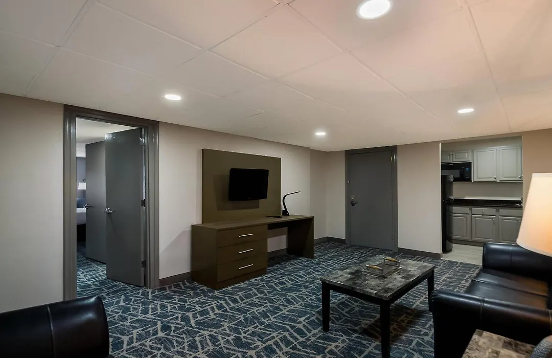Comfort Inn Falls Church - Tysons Corner-1