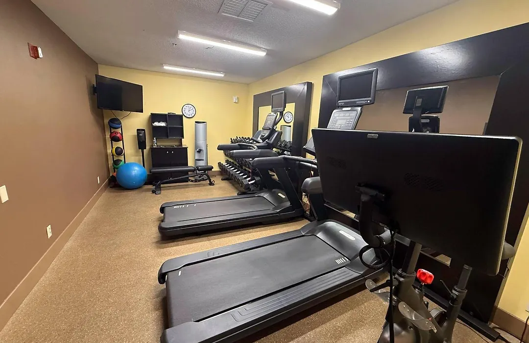Mainstay Suites-1
