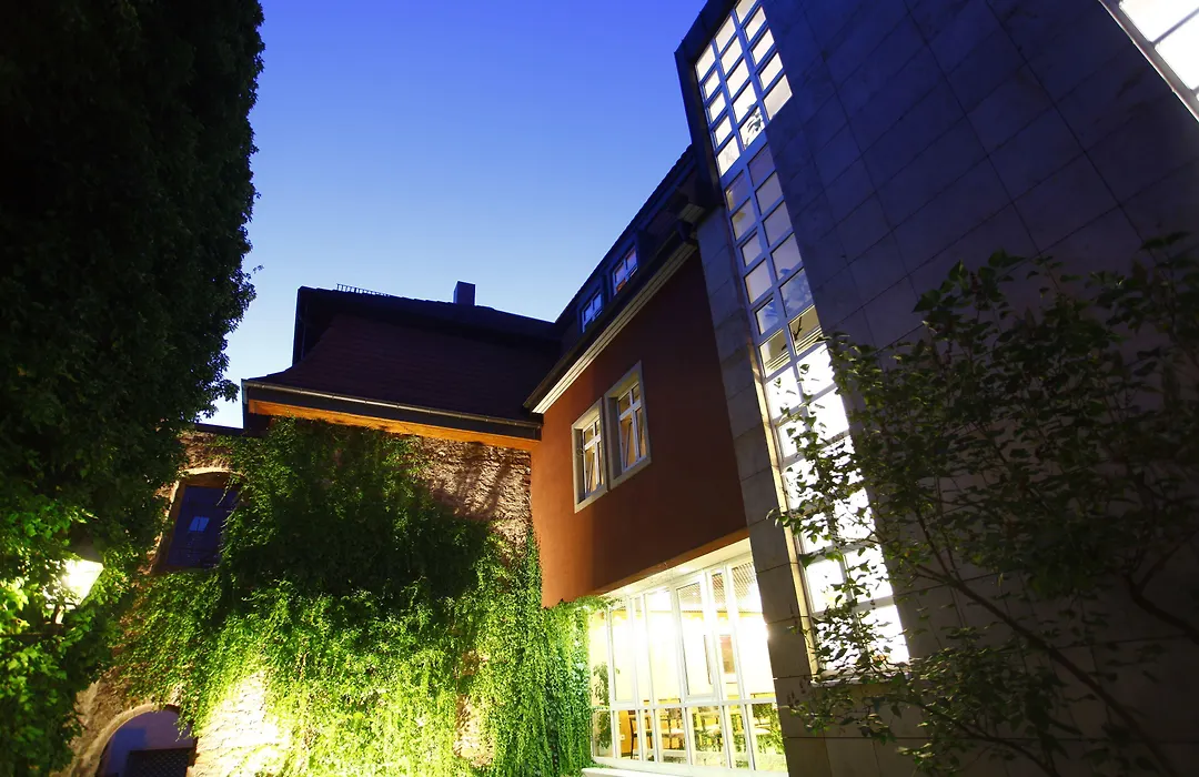 Stadthotel Engel-1