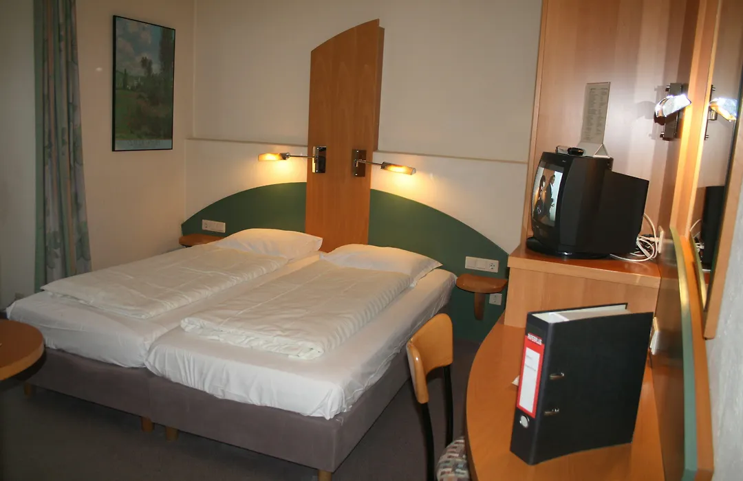 Logis Gourmet&Relax Wellness Hotel De La Sure-1