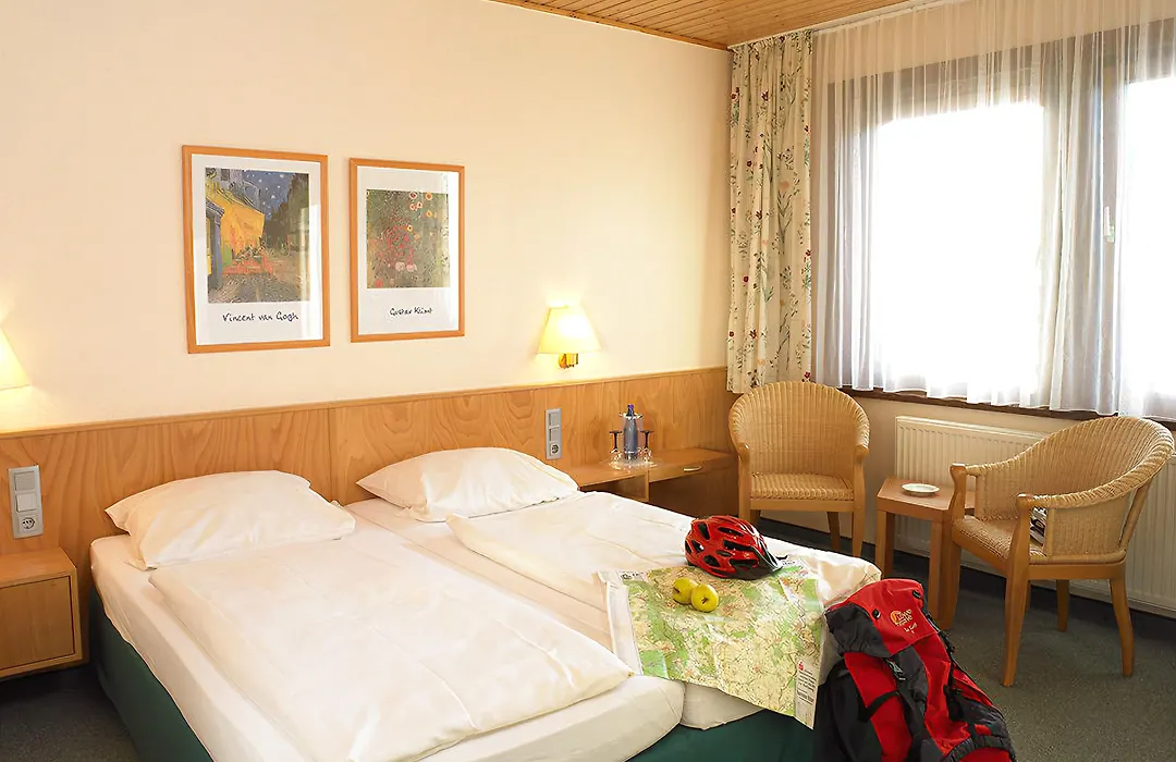 Landhotel Weserblick-1
