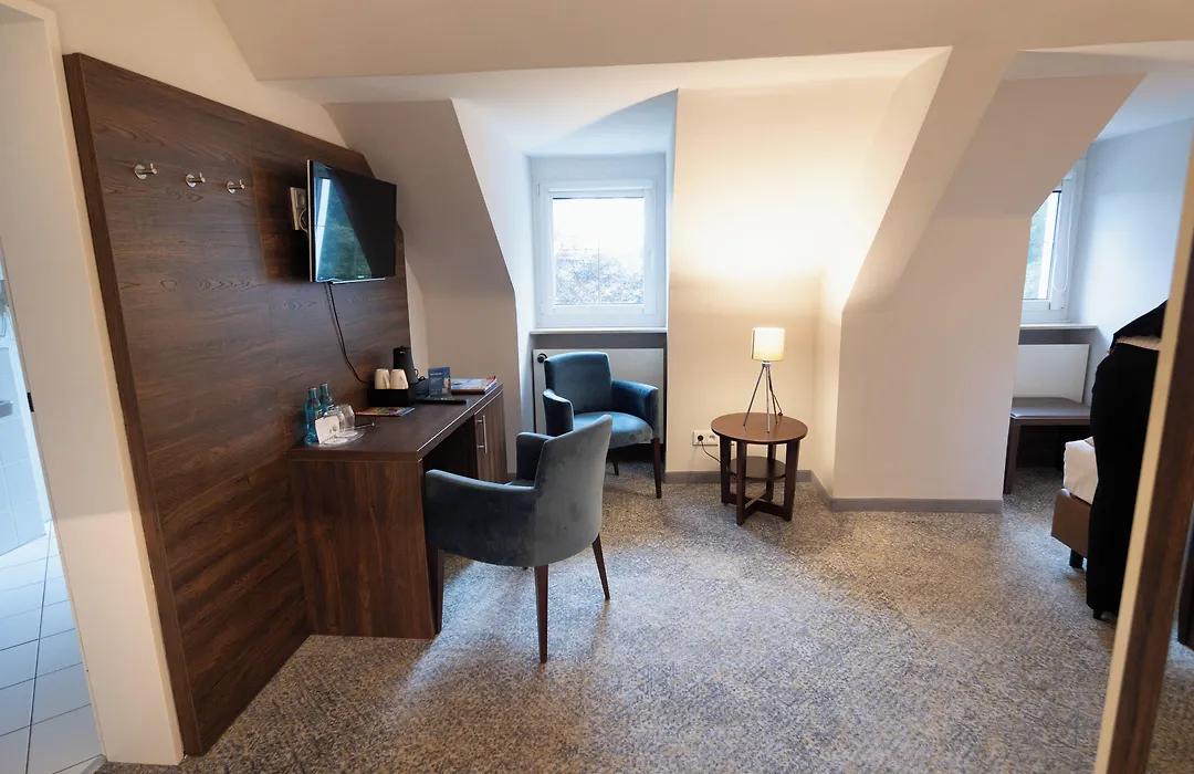 Hotel Haus Delecke-1
