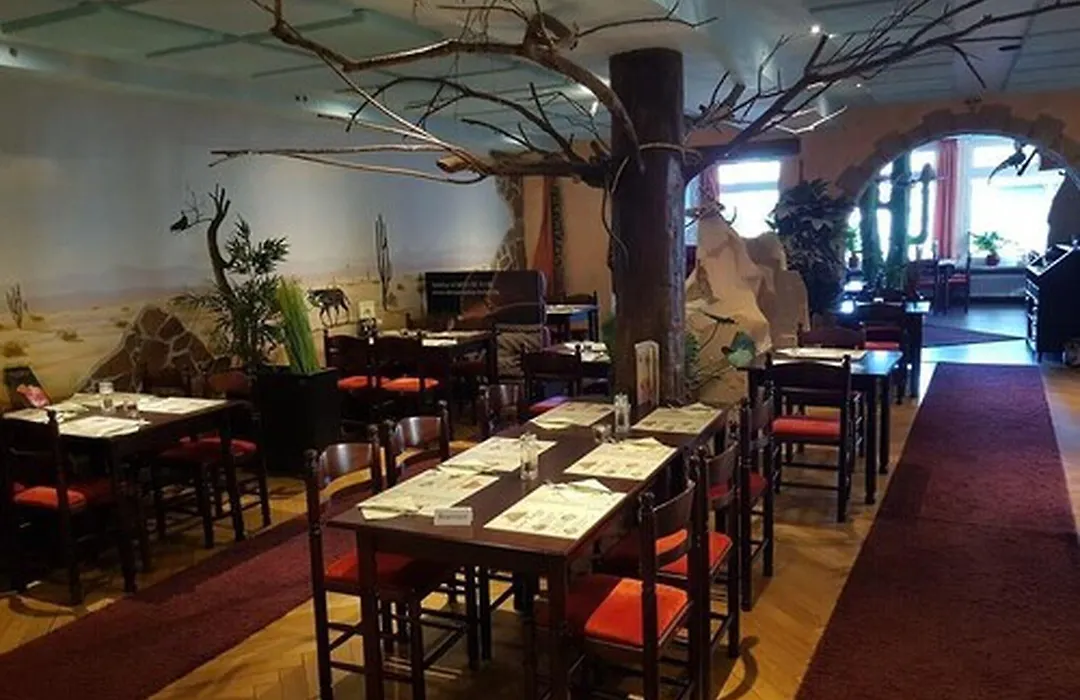 Desperados Hotel-1