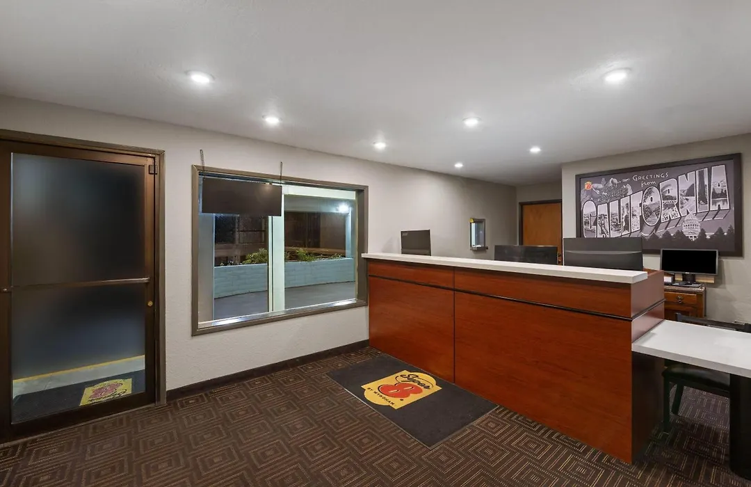 Super 8 By Wyndham Fort Bragg-1