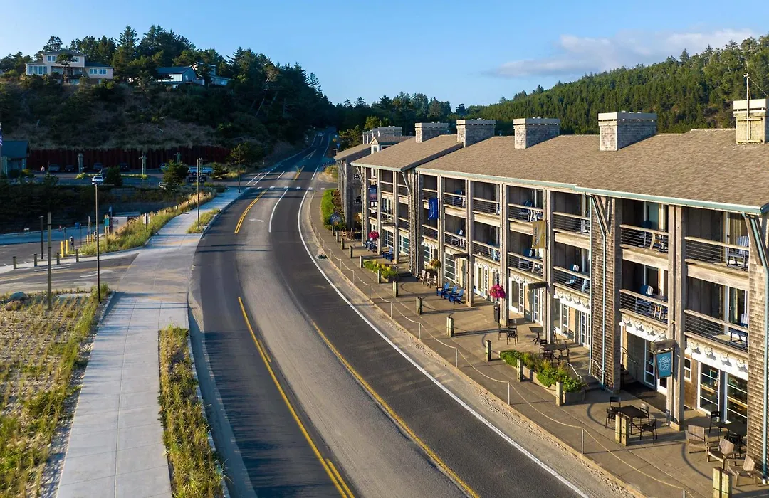 Inn At Cape Kiwanda-1