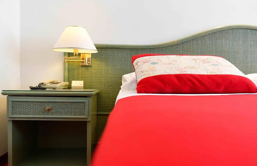 Hotel Majestic-1