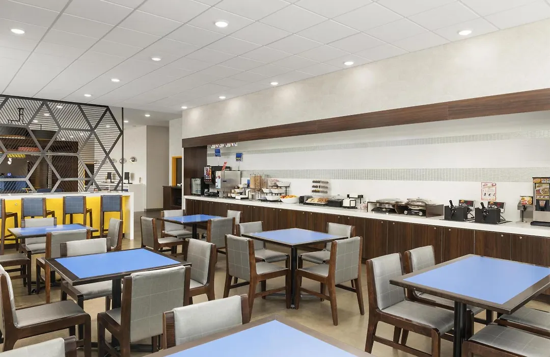 Glo Best Western Dawley Farms In Sioux Falls-1