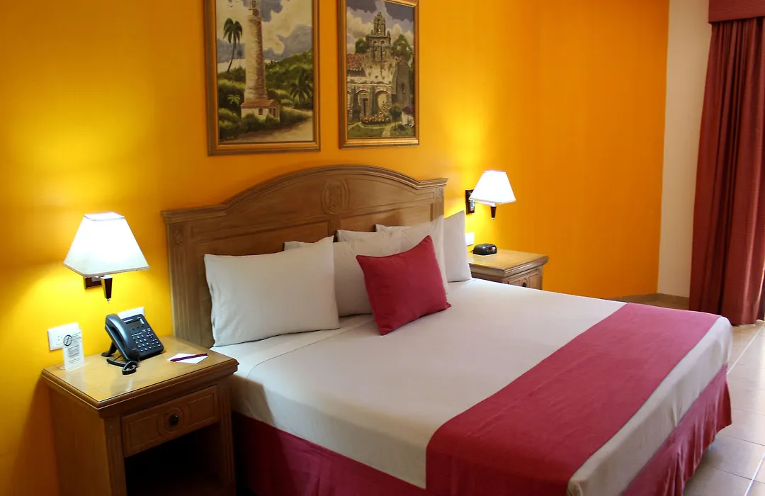 Hotel Hacienda Real-1