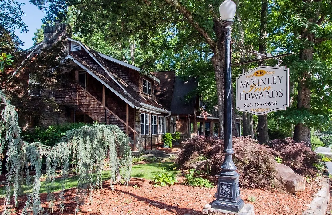 Mckinley Edwards Inn-1