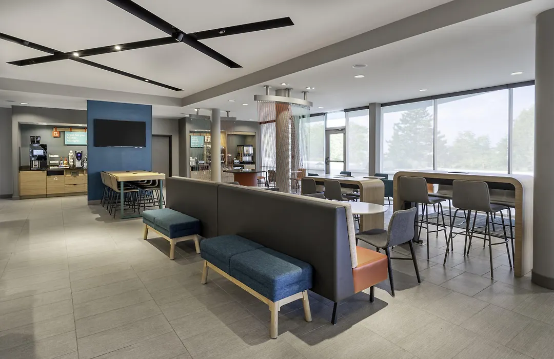 Avid Hotels Milwaukee West - Waukesha By Ihg-1