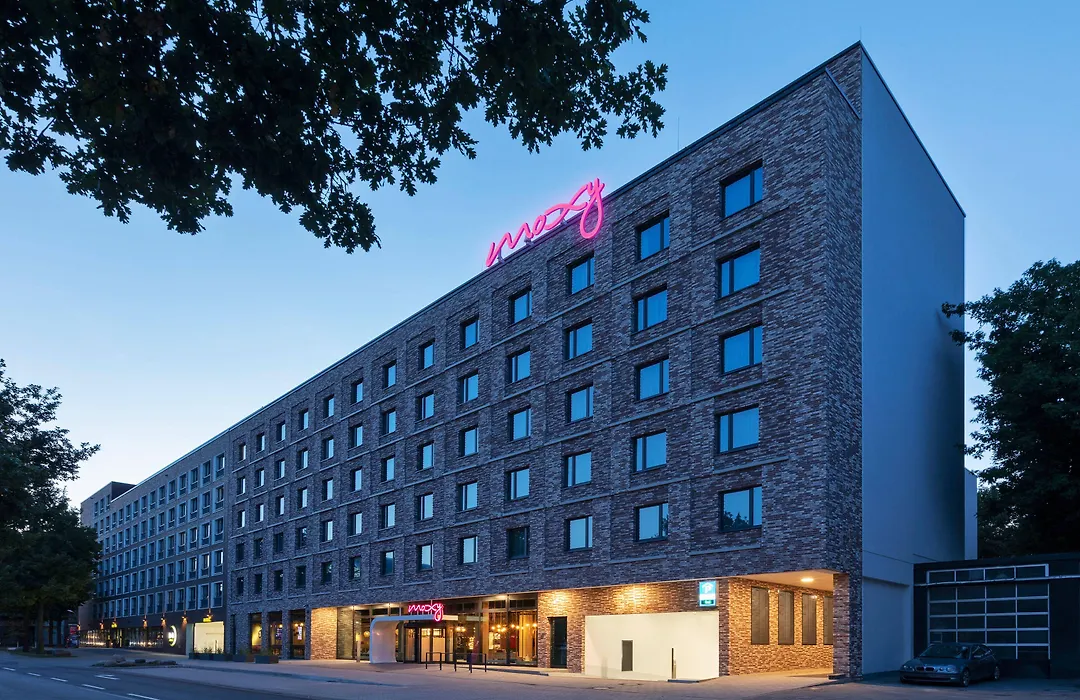 Moxy Hamburg City-1