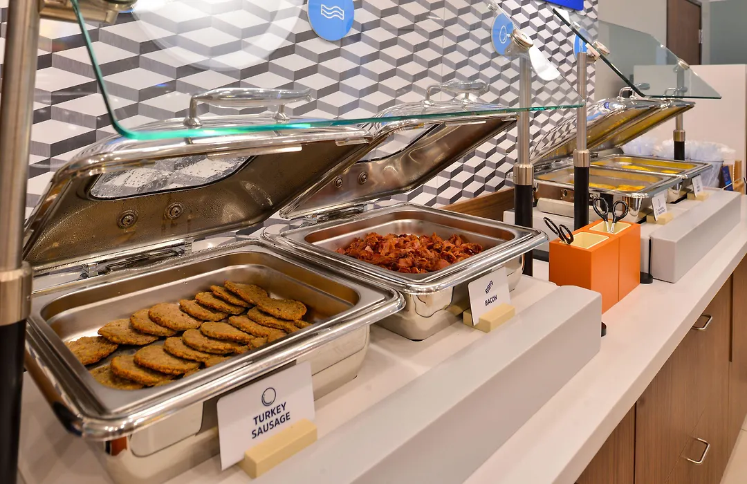Holiday Inn Express & Suites Brunswick By Ihg-1