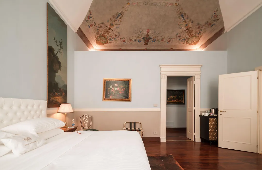 Royal Palace Hotel-1